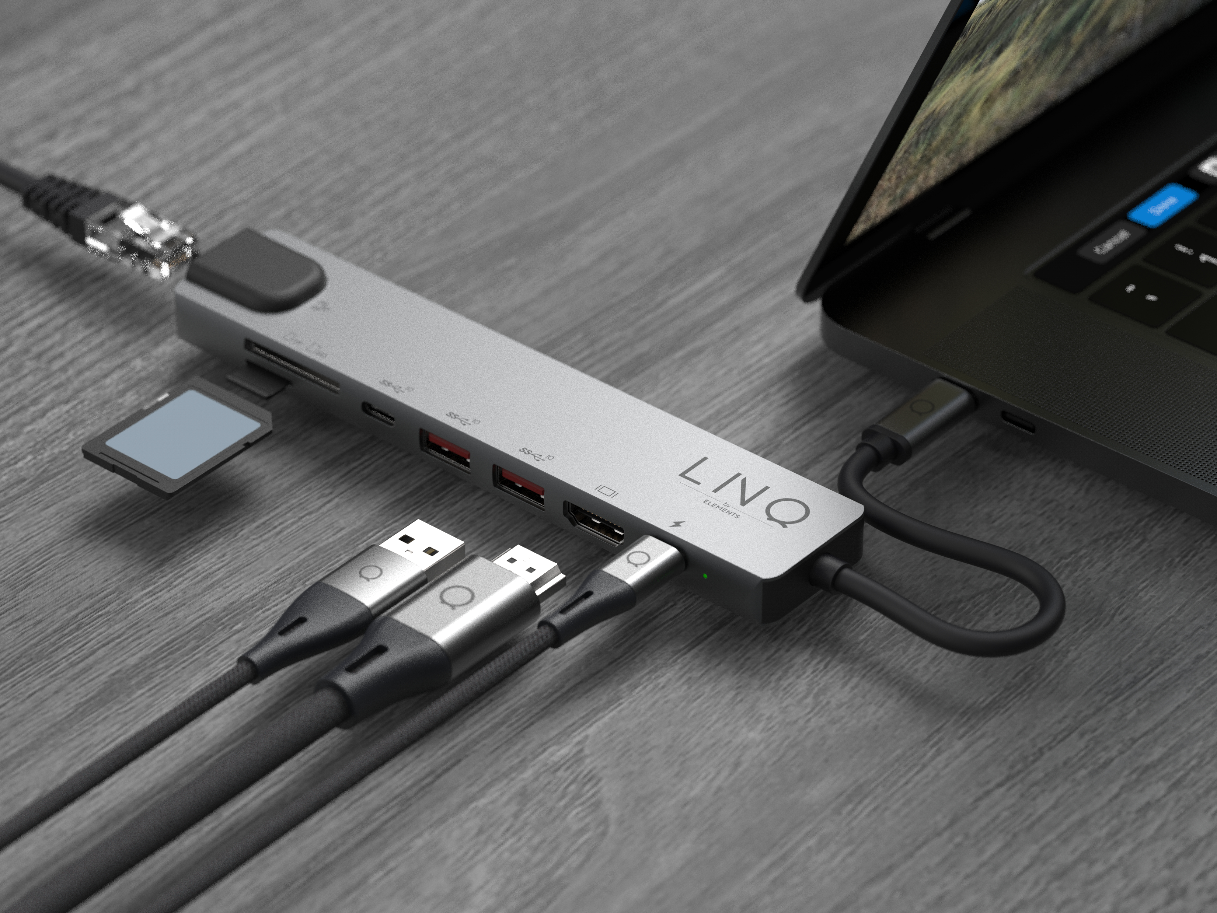 Linq 8 in 1 Pro Multiport Hub