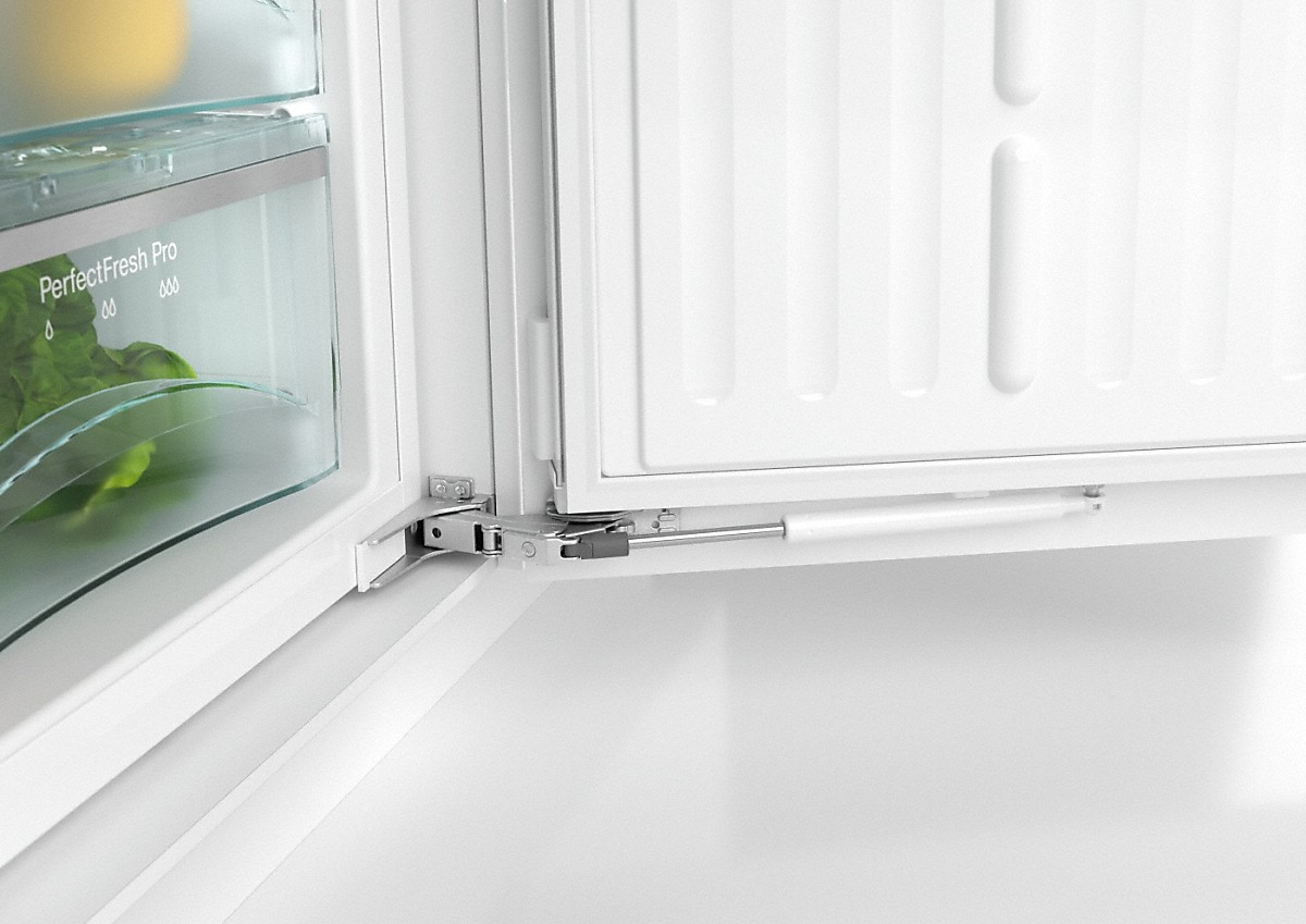 Miele FNS 37405 i Congélateur vertical Intégré 217 L E Blanc