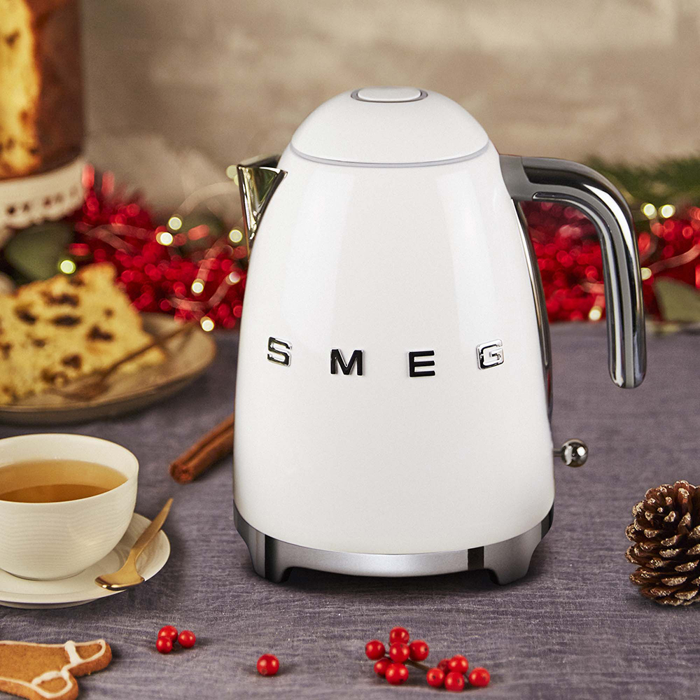 Smeg bouilloire 1,7 blanc KLF03WHEU