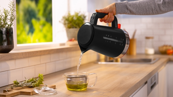 Waterkoker BOSCH TWK4M223 MyMoments / 1.7l / 2400w / zwart