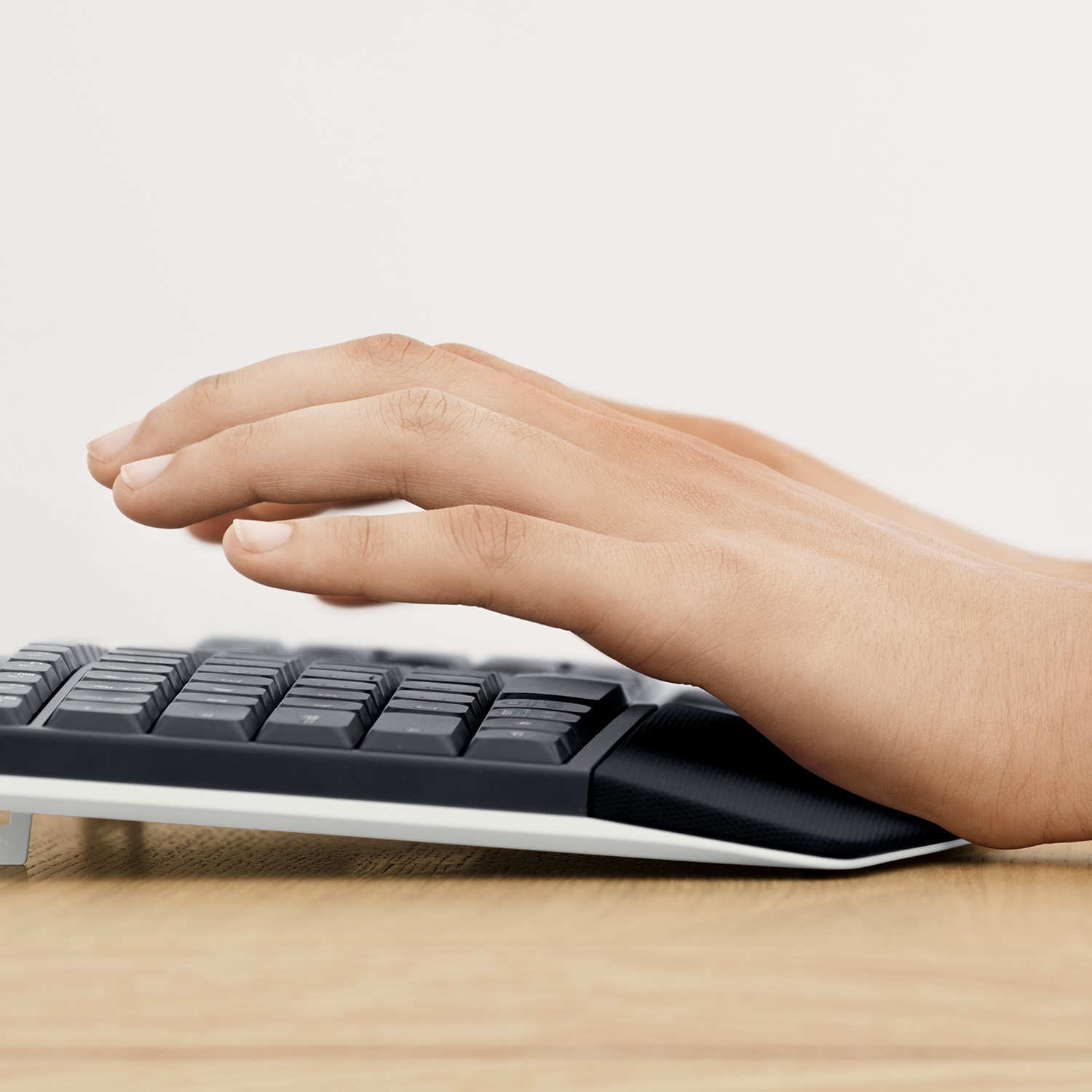 Logitech wireless desktop MK850