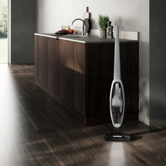 AEG aspirateur balai AS52AB21UG