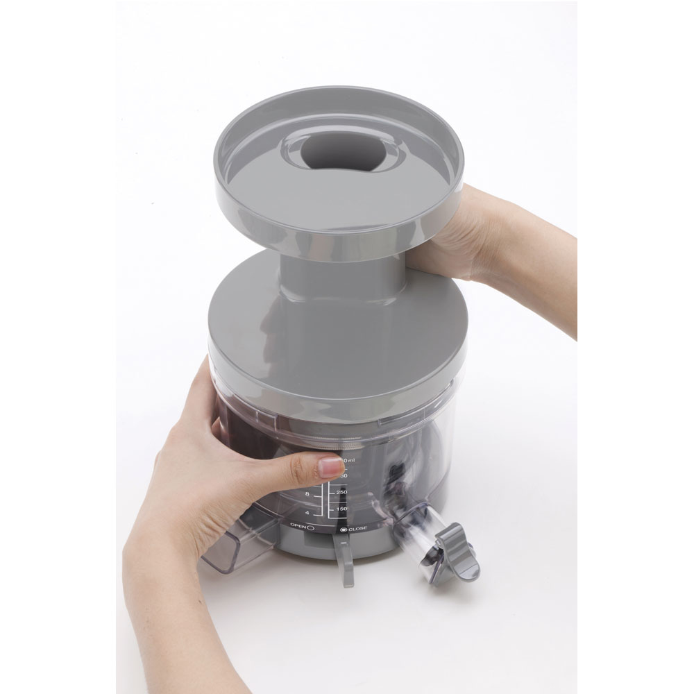 Smeg SJF01CREU citruspers/sapmaker Slowjuicer 150 W Crème