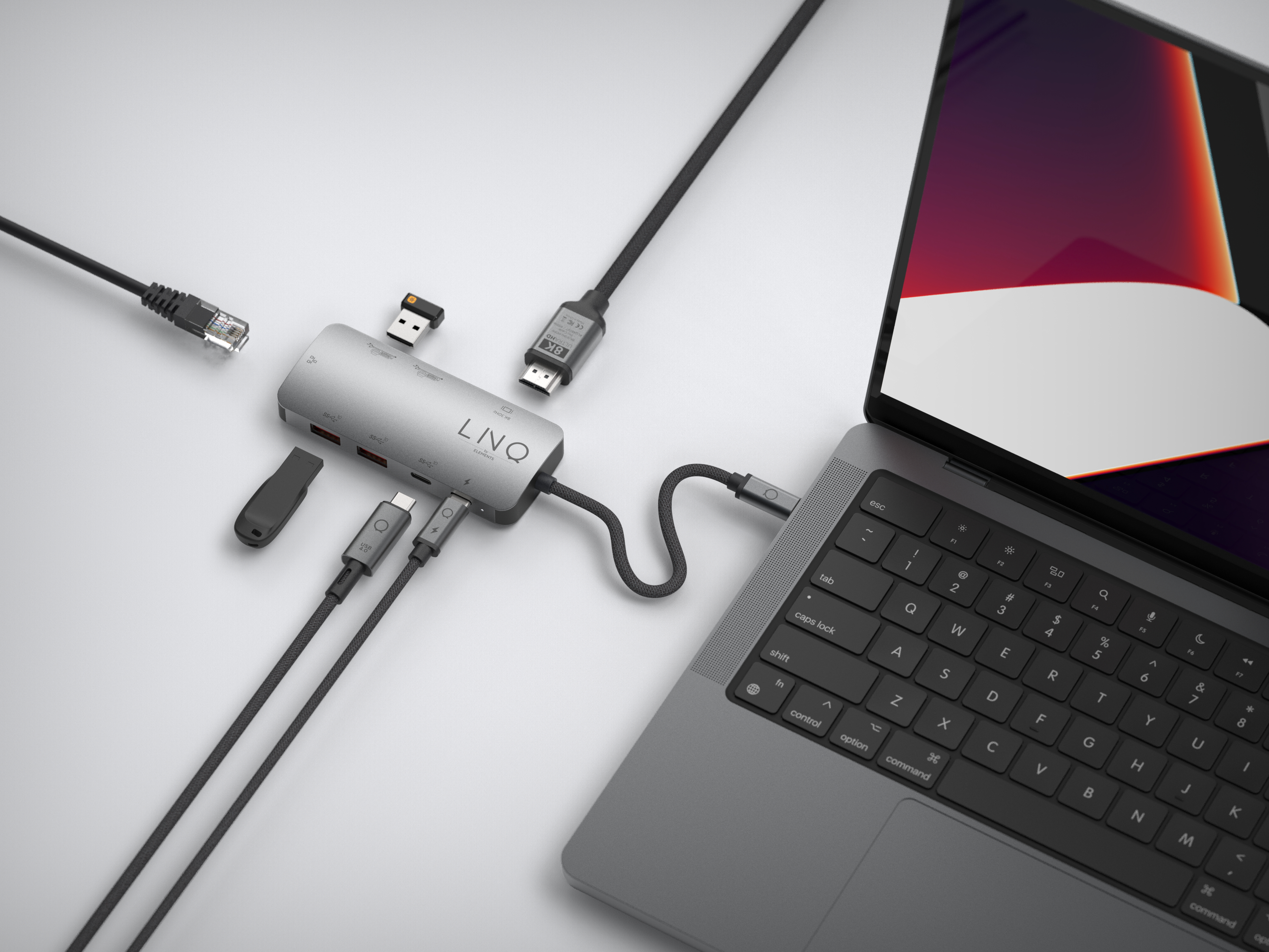 Linq byELEMENTS 8-in1 Pro 8K HDMI + 2x USB-C (1x 100W) + 2x USB-A 3.2 + 2x USB 2.0 + Ethernet