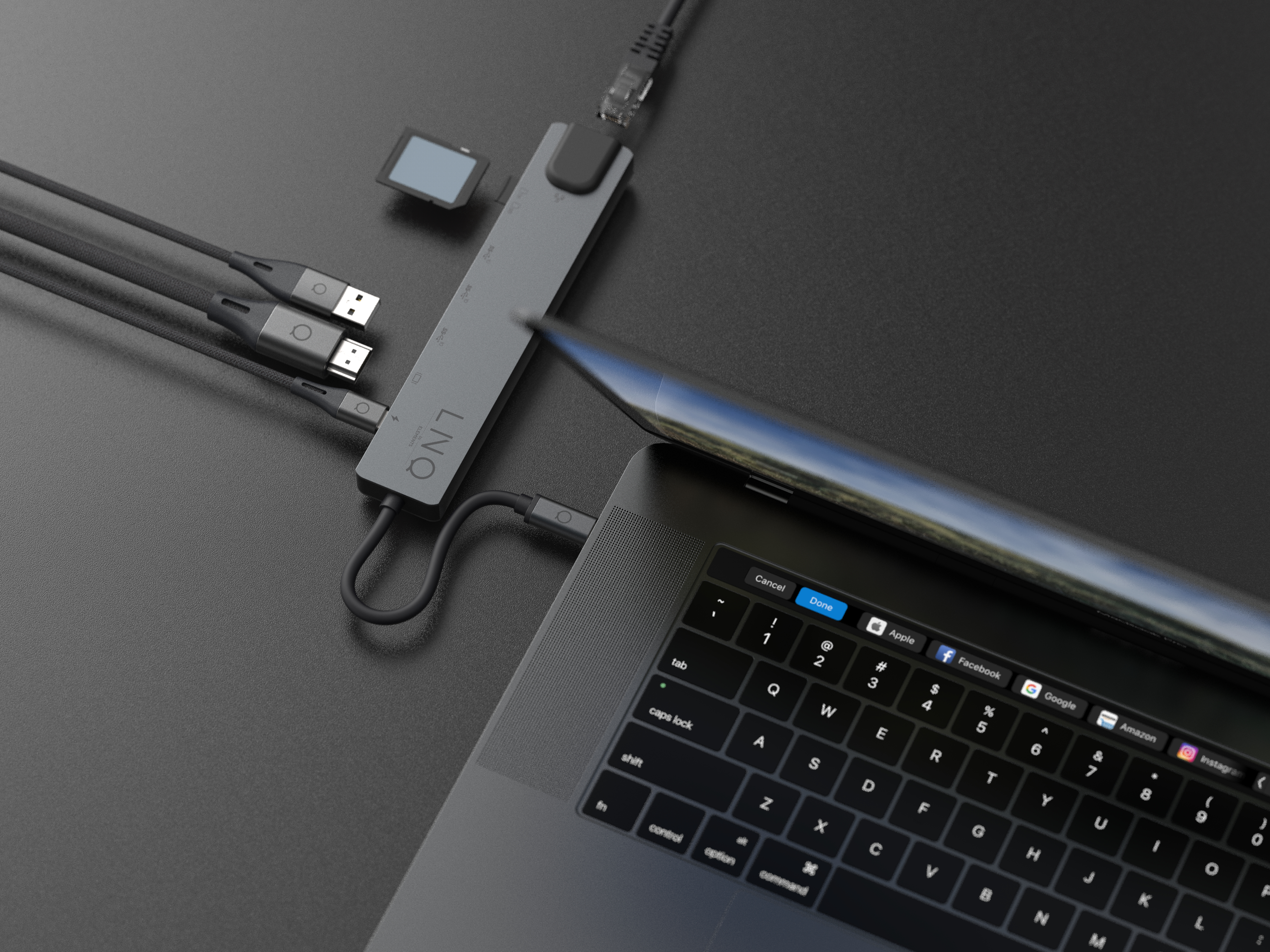 Linq 8 in 1 Pro Multiport Hub