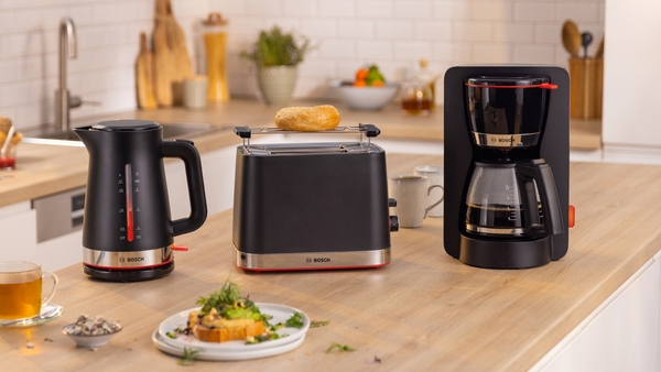 Waterkoker BOSCH TWK4M223 MyMoments / 1.7l / 2400w / zwart