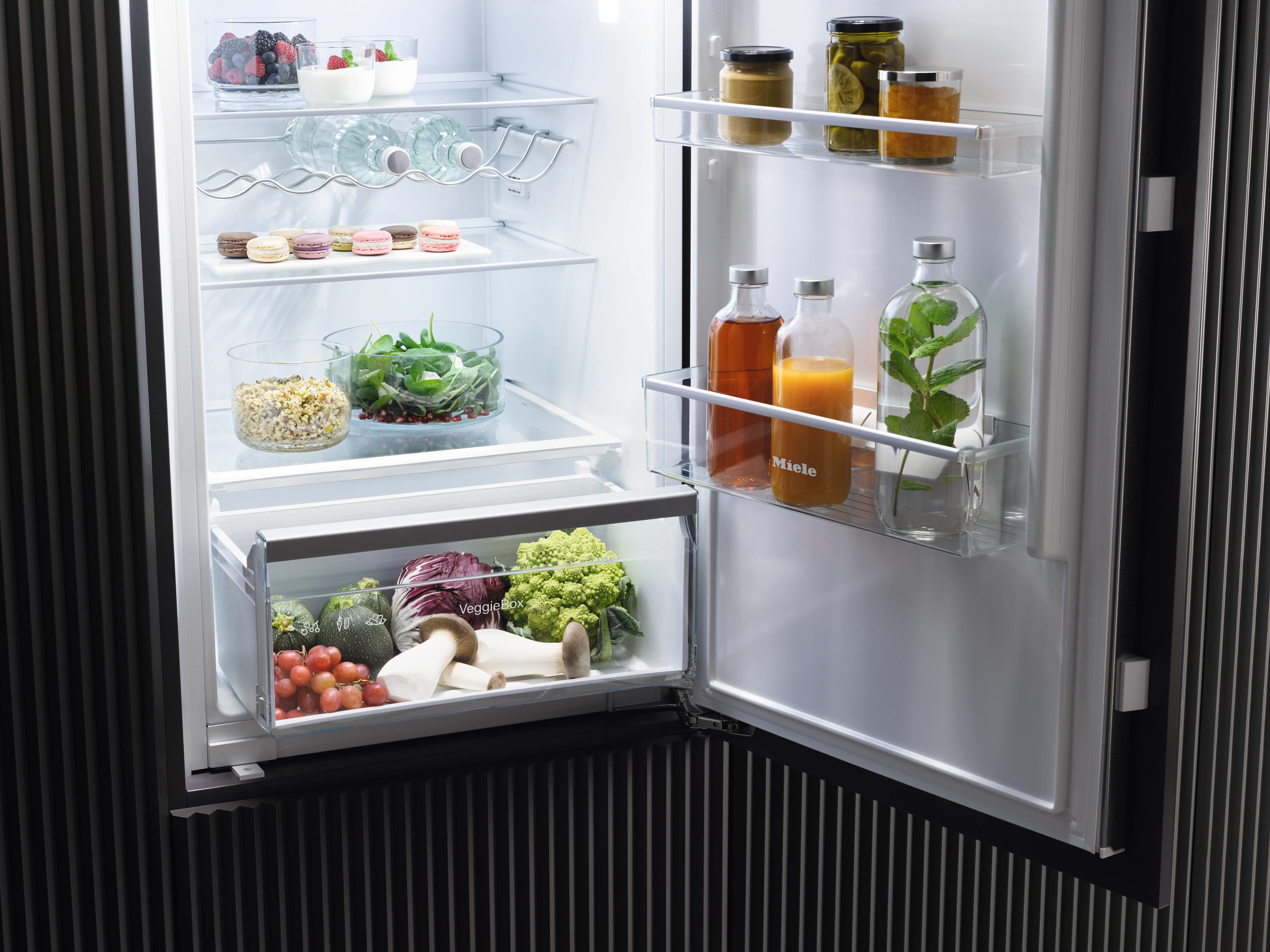 Miele K 7325 E koelkast Ingebouwd 204 l