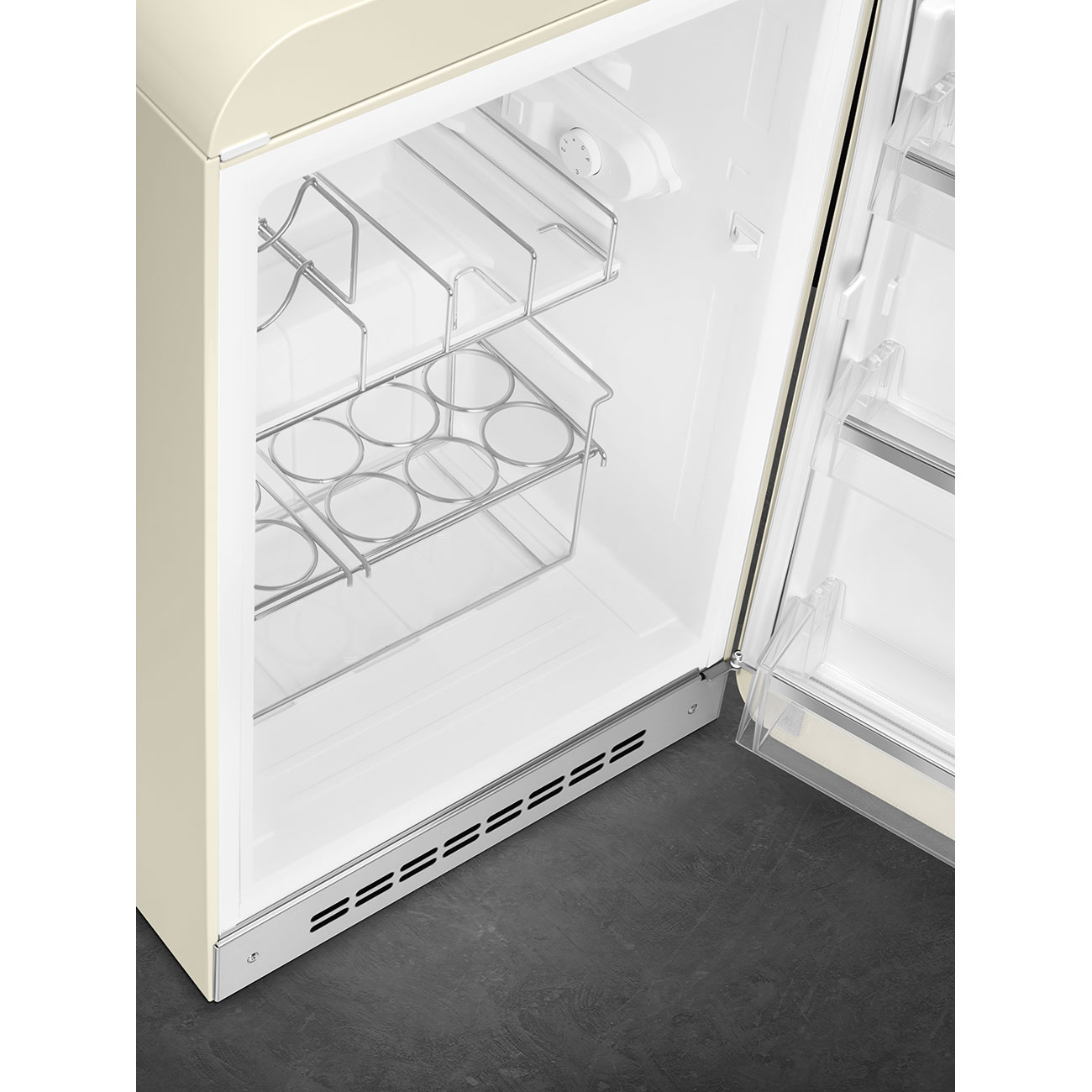 Koelkast SMEG FAB10HRCR6 / D / 97cm / Creme Koelkast SMEG FAB10HRCR6 / D / 97cm / Creme