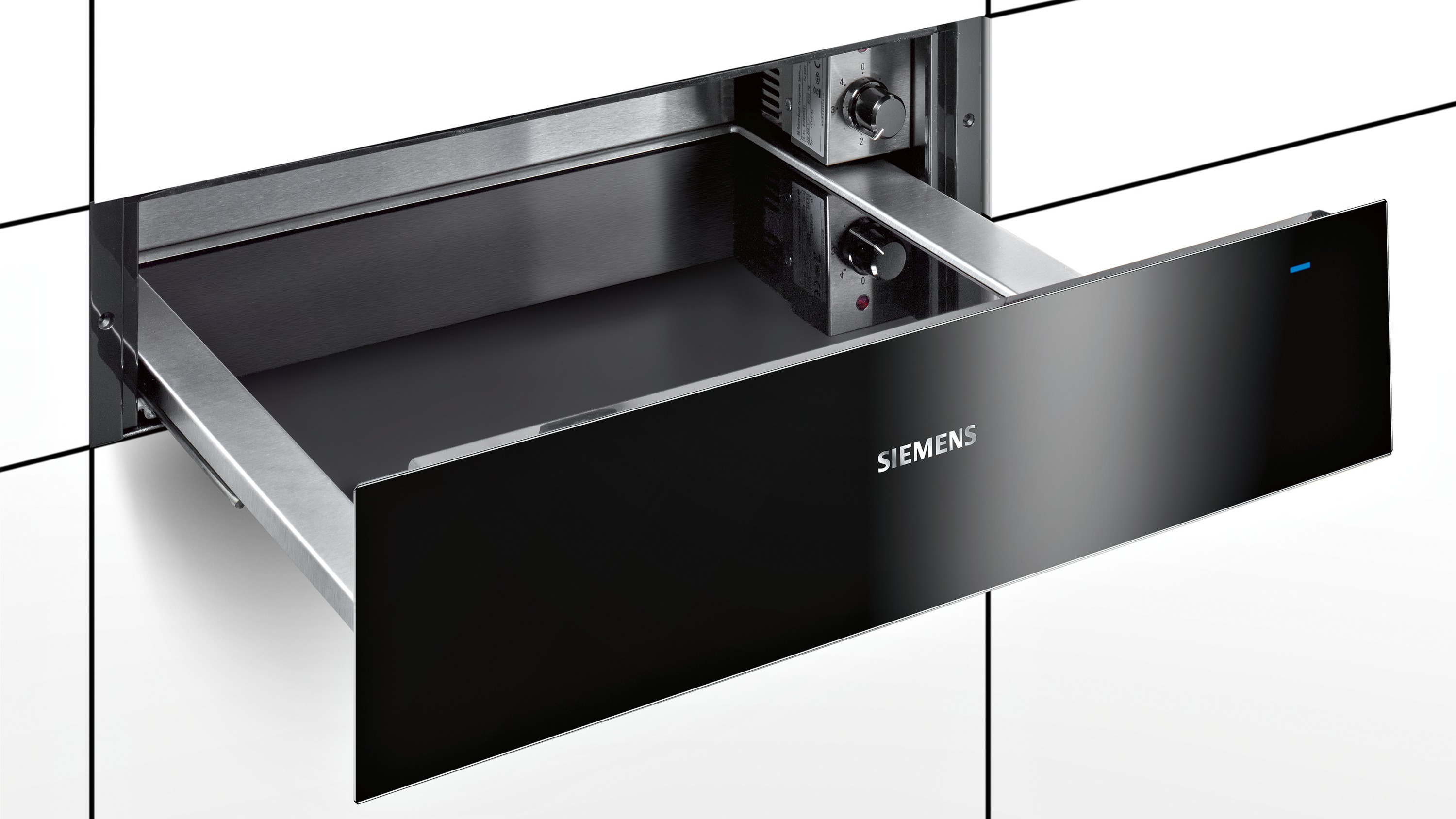 Siemens BI630CNS1 tiroir de rangement cuisine Noir