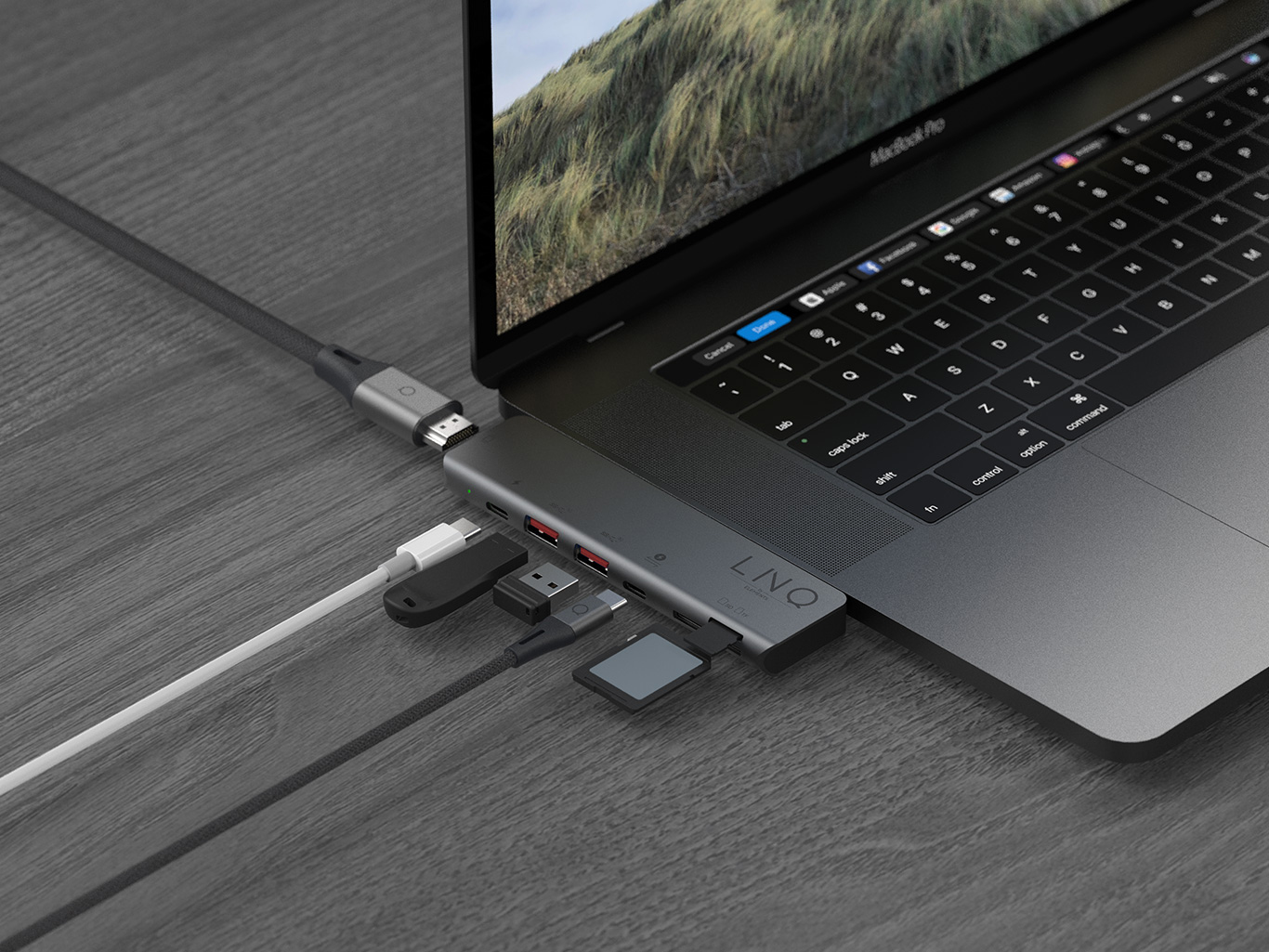 Linq 7 in 2 TB Pro Multiport Hub Thunderbolt 4.0