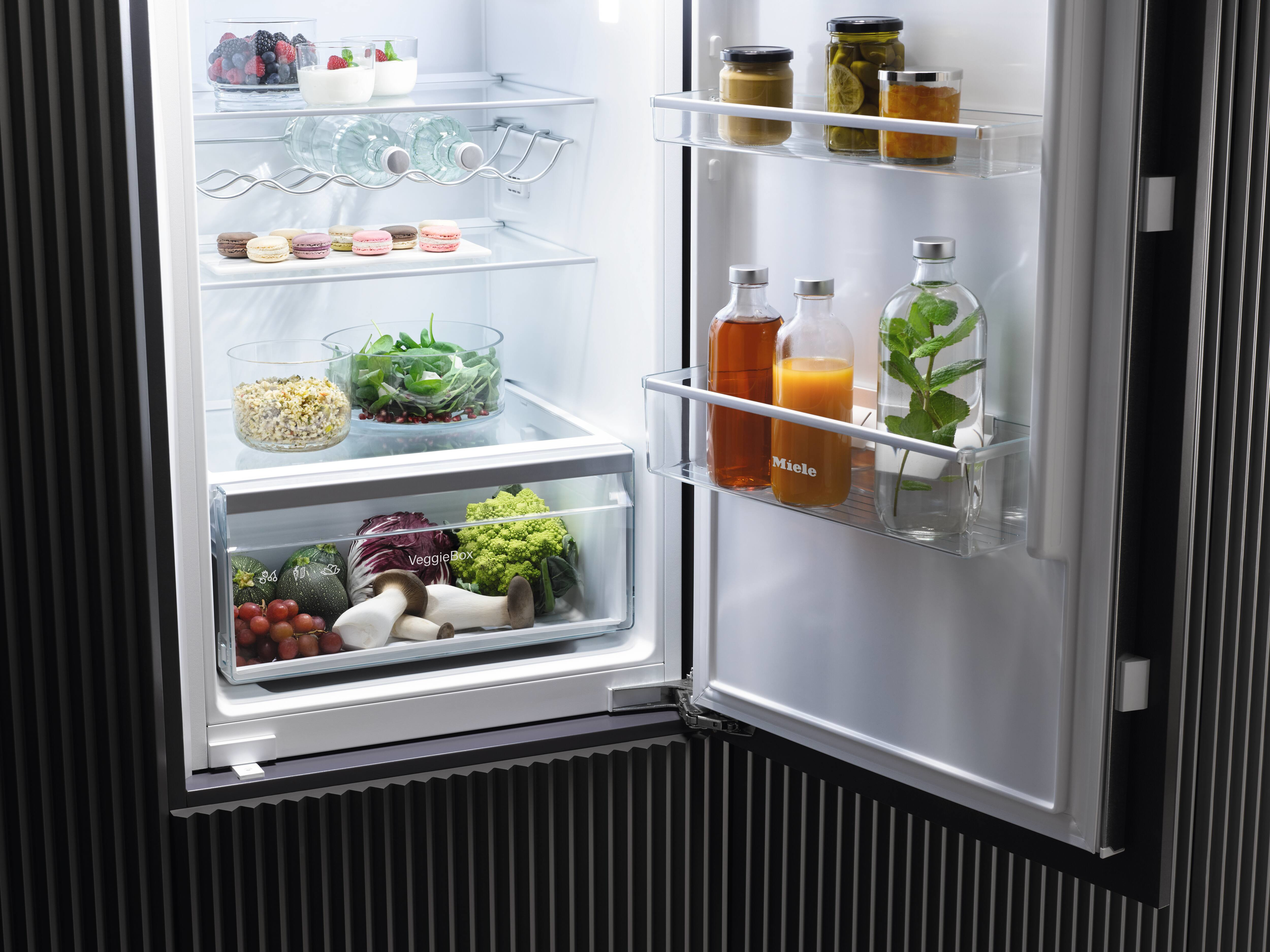 Miele K 7325 E koelkast Ingebouwd 204 l