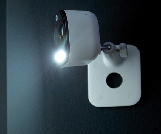 Yale SV-DAFX-W bewakingscamera Doos CCTV-bewakingscamera Binnen & buiten 1920 x 1080 Pixels Muur