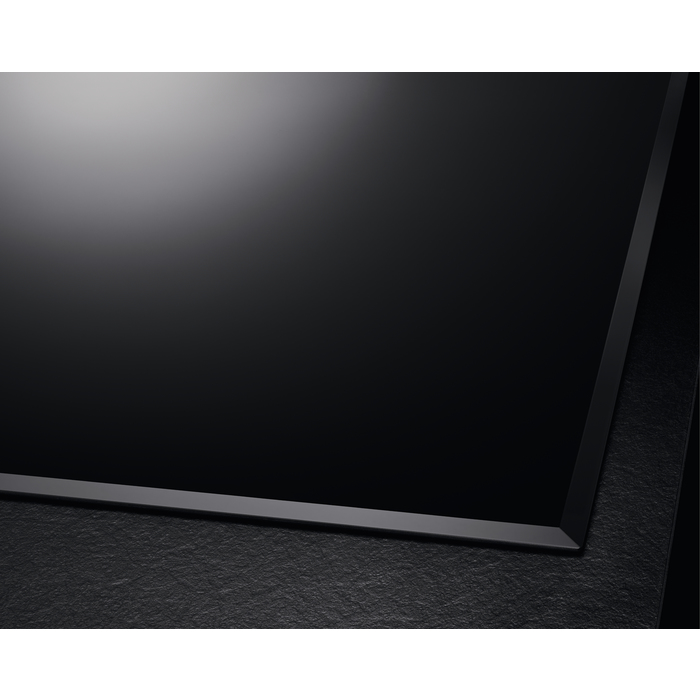 AEG CCE84751FB Noir Intégré 78 cm Plaque avec zone à induction 4 zone(s)