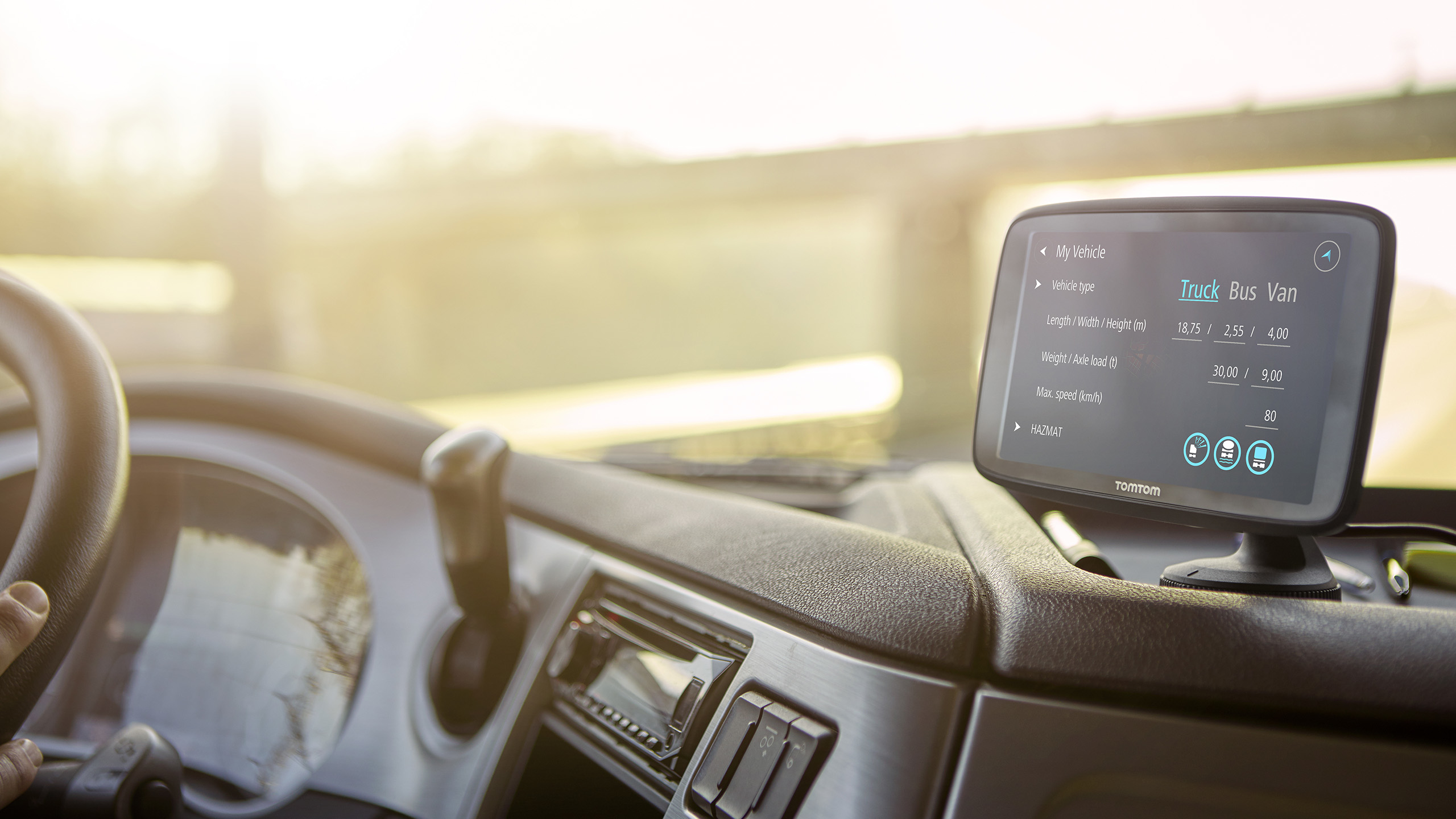 TomTom GO PROFESSIONAL 6250 navigateur Portable/Fixe 15,2 cm (6") Écran tactile Noir