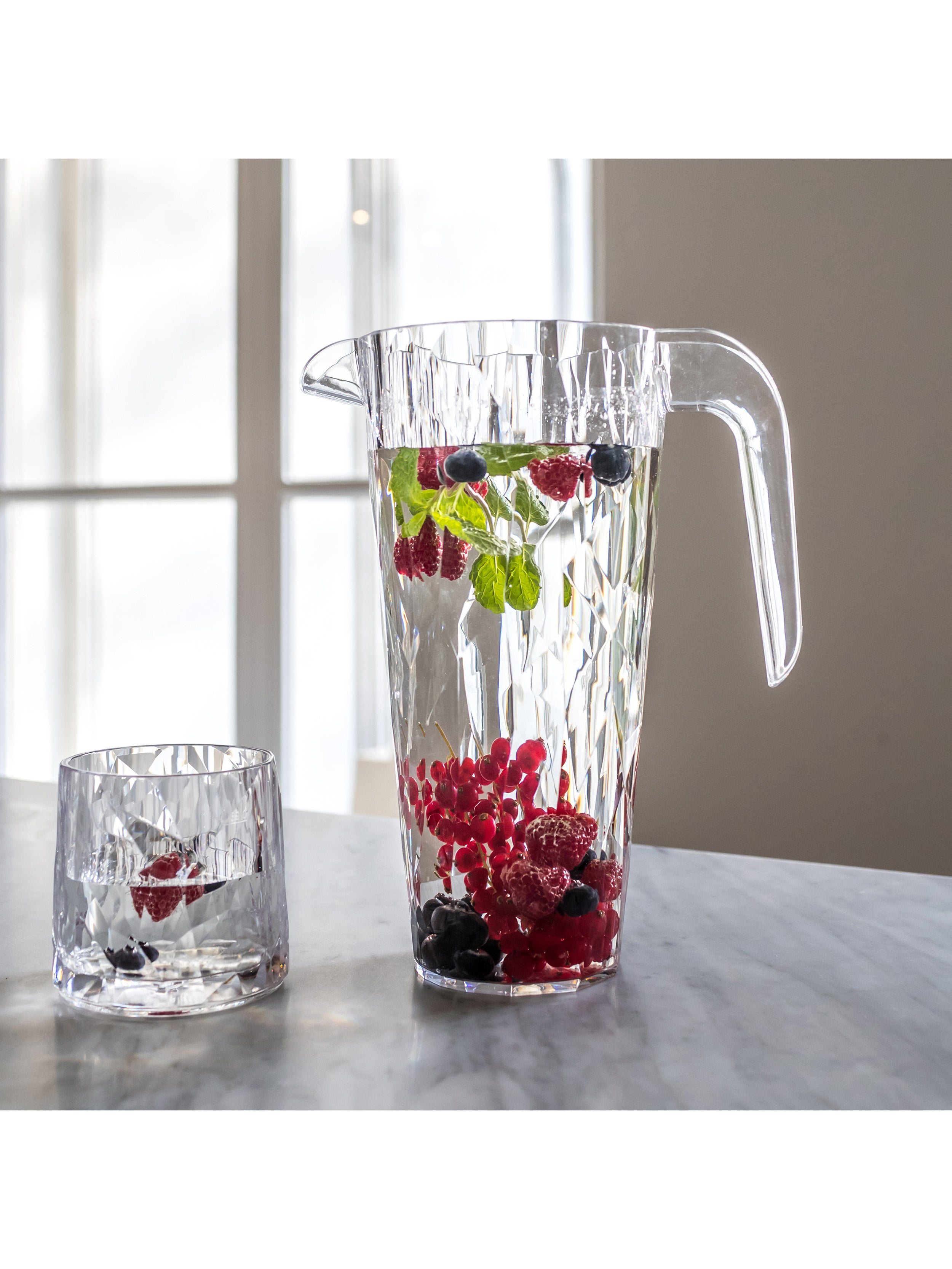 Karaf KOZIOL 4687535 Club Pitcher / 1,5L / Superglas
