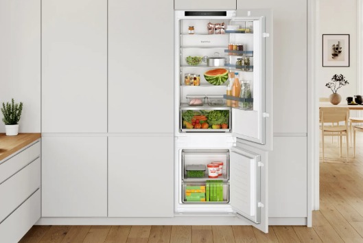 Bosch Serie 4 KIV87VSE0 réfrigérateur-congélateur Intégré 270 L E