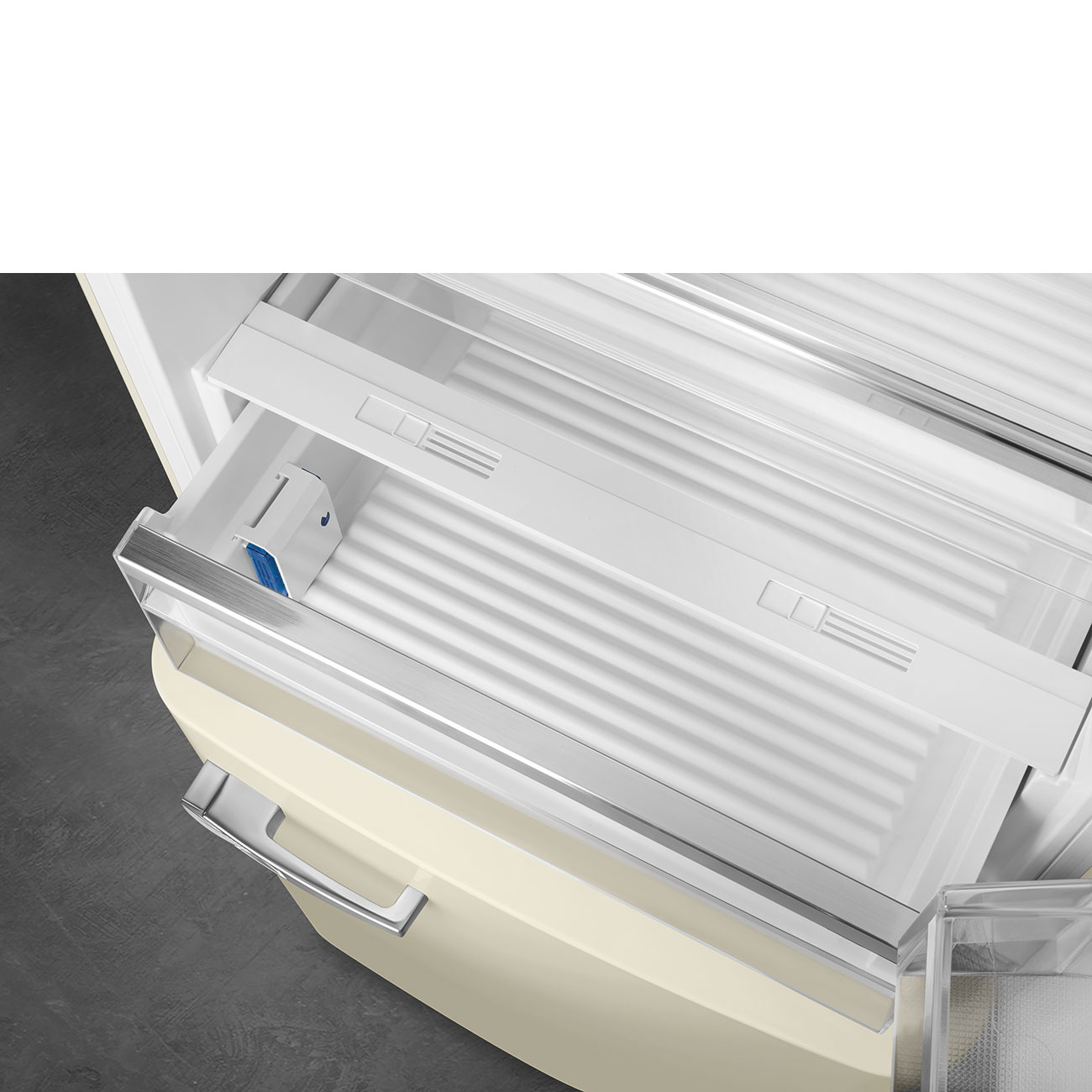 Koelkast Combi SMEG FAB38RCR5 / E / 205x70cm / Crème
