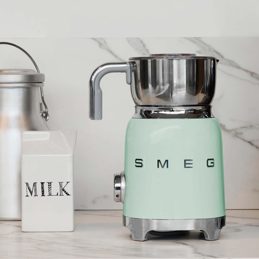 Smeg mousseur à lait vert d'eau MFF11PGEU