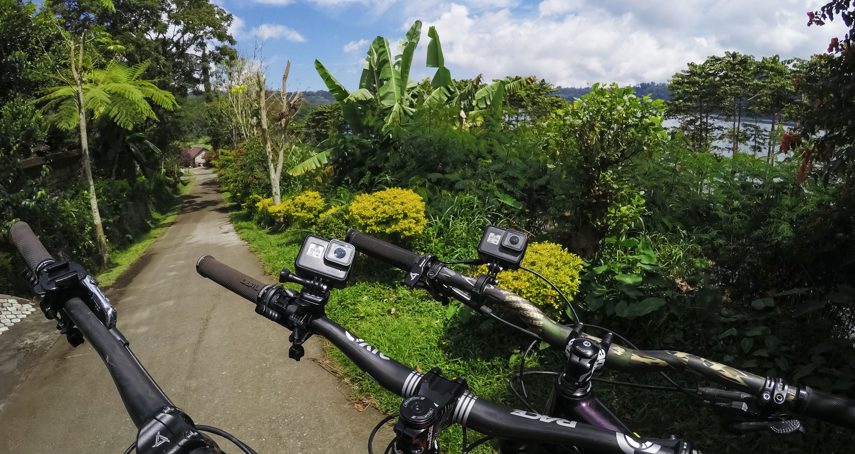 GOPRO AGTSM-001-EA-AST Handlebar/Pole Mount
