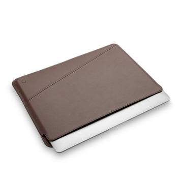 Decoded Macbook Pro 16", sleeve en cuir Frame, brun foncé