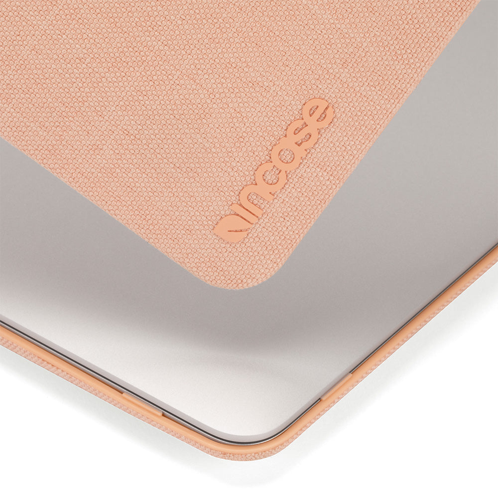 INCASE Textured Hardsheln Woolenex13" MacBook Air Pink