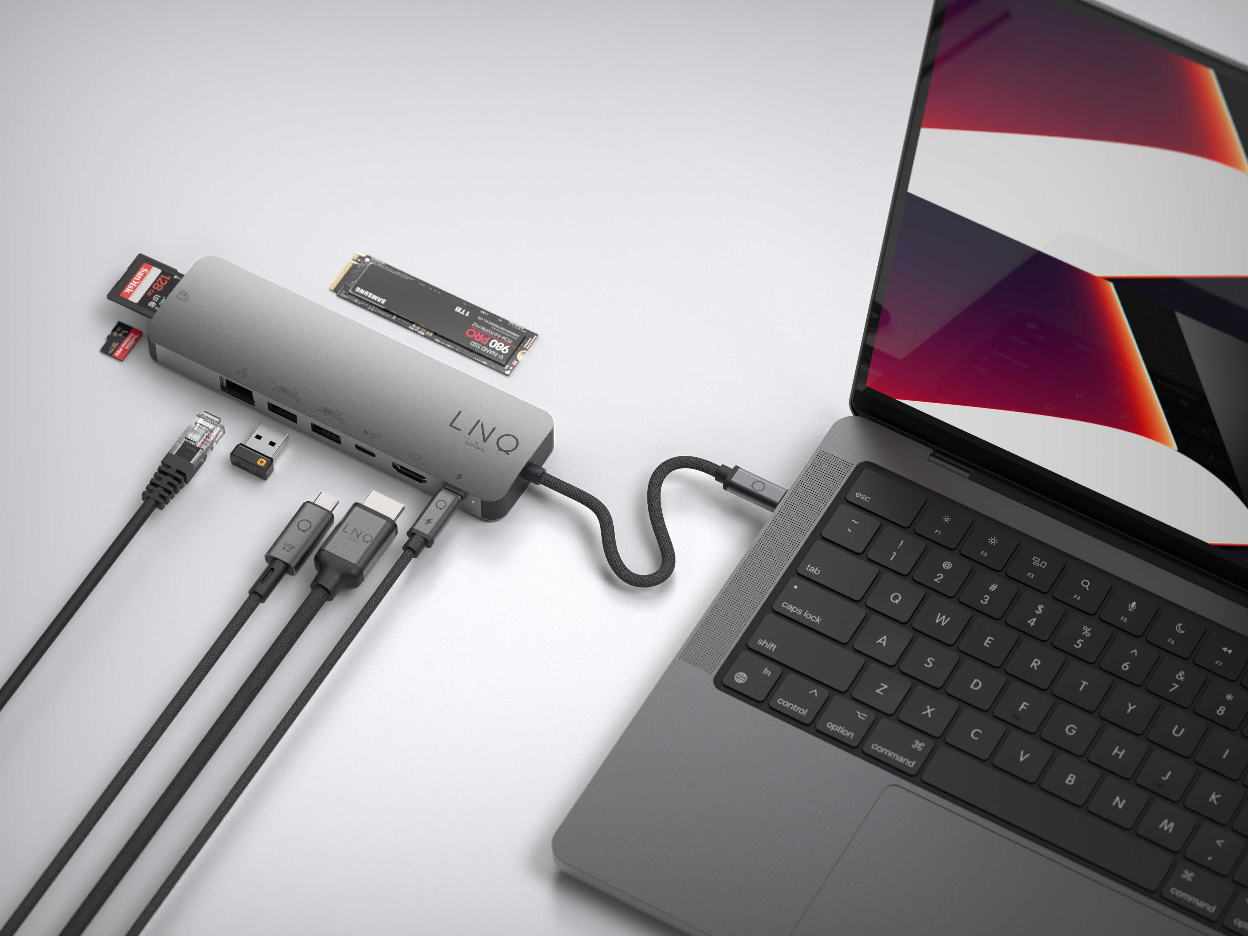 Linq byELEMENTS 9 in 1 Pro SSD Hub