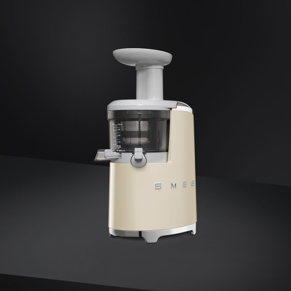 Smeg SJF01CREU citruspers/sapmaker Slowjuicer 150 W Crème